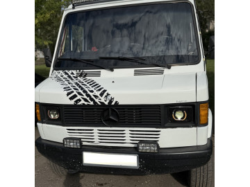 Mercedes-Benz T1
